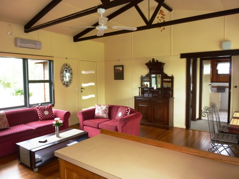 35A Lakeview Avenue, Merimbula NSW 2548