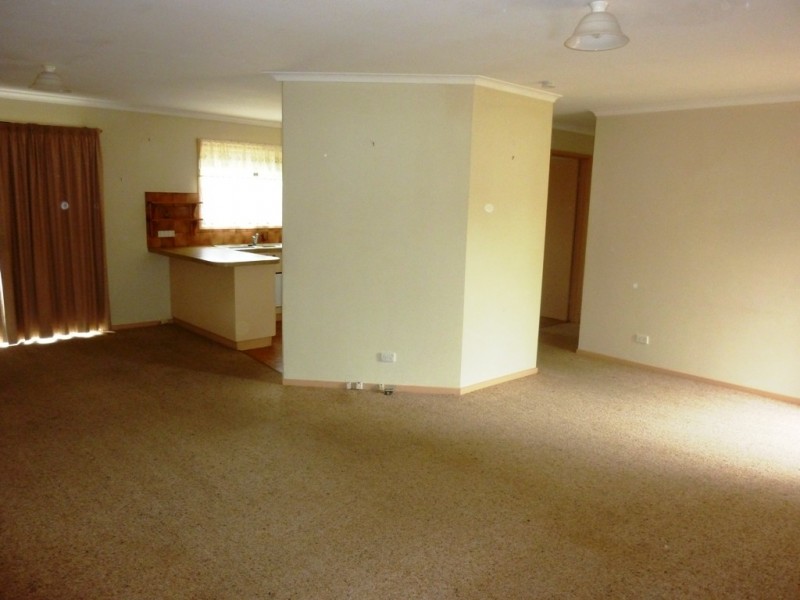 136 Golf Circuit, Tura Beach NSW 2548