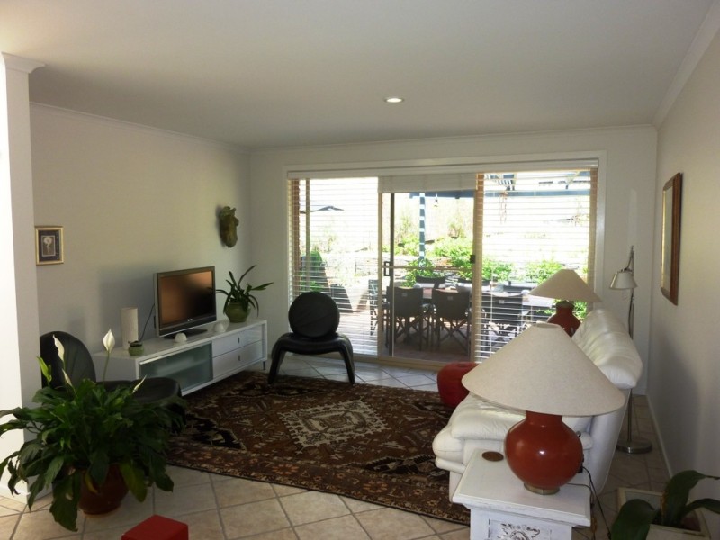 3 Melia Court, Tura Beach NSW 2548