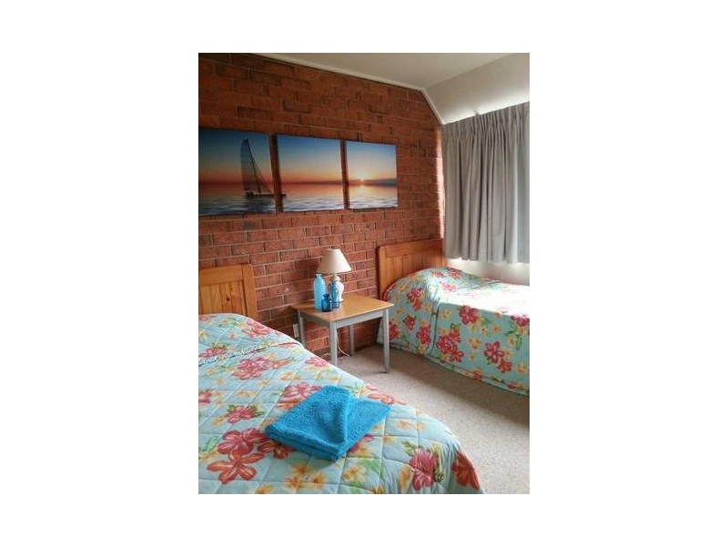 Unit 4/1 /7 Oceanview Avenue, Merimbula NSW 2548