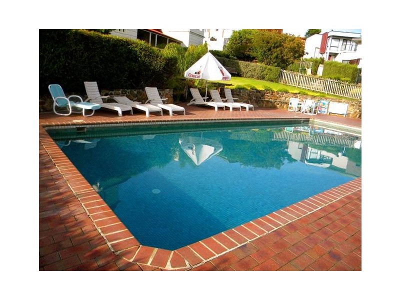 Unit 4/1 /7 Oceanview Avenue, Merimbula NSW 2548