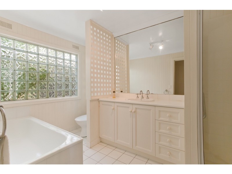 54 Lake Street, Merimbula NSW 2548