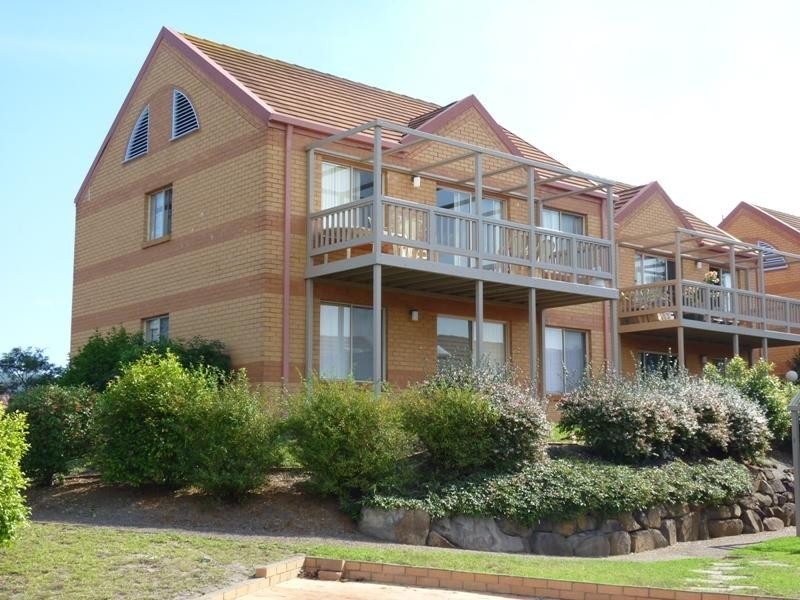 Unit 3/43 Sapphire Coast Drive, Merimbula NSW 2548