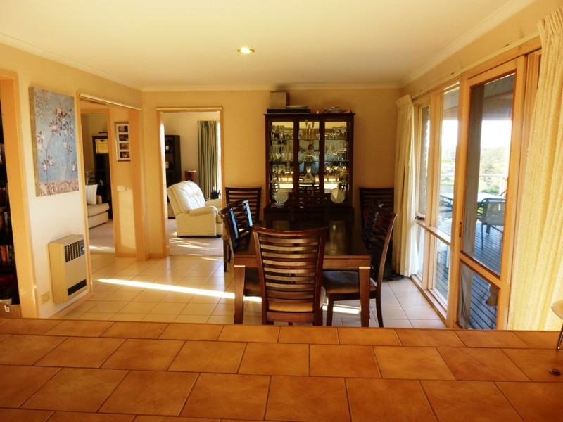 8 Golf Circuit, Tura Beach NSW 2548