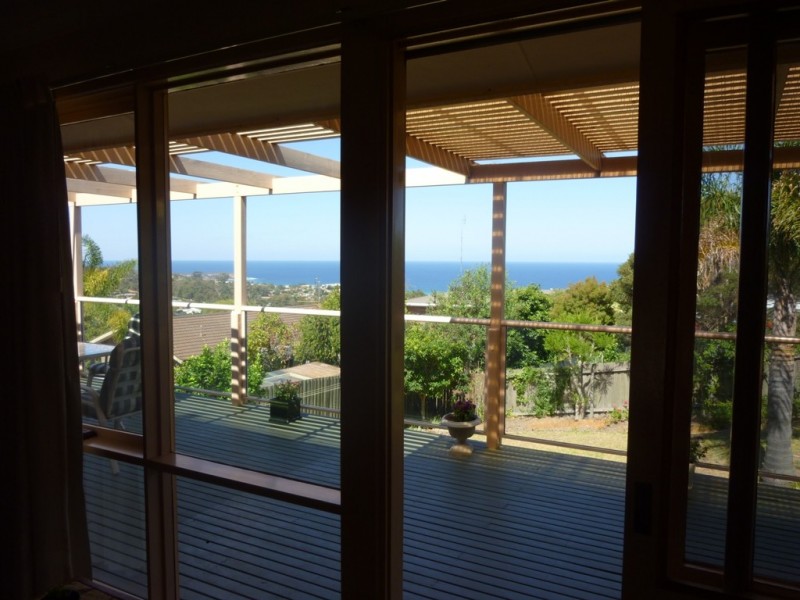 8 Golf Circuit, Tura Beach NSW 2548
