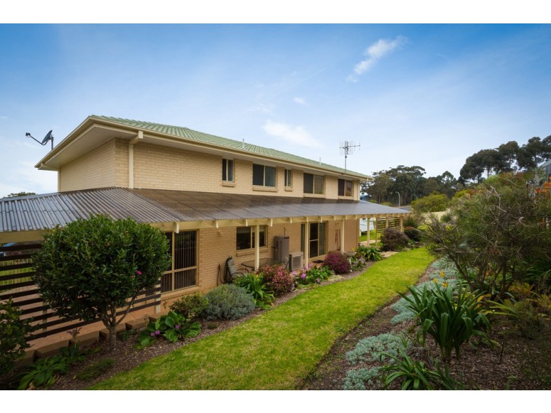 15 Kangaroo Run, Tura Beach NSW 2548