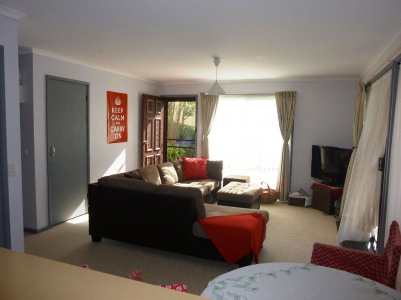 2/43 Berrambool Drive, Merimbula NSW 2548