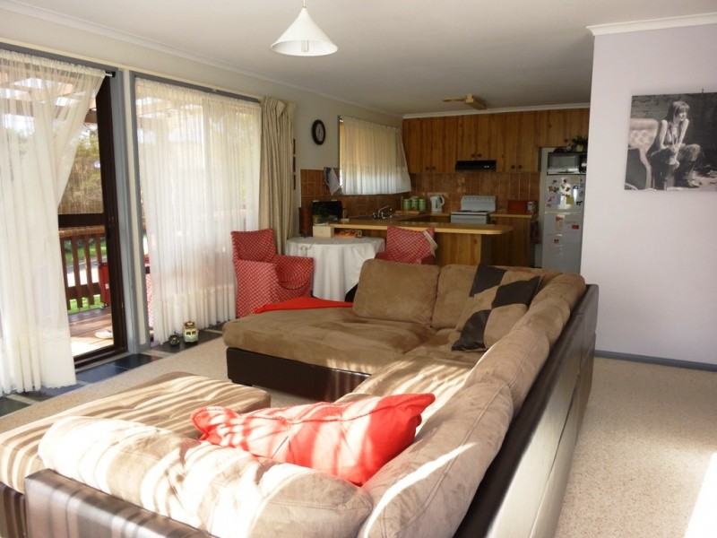 2/43 Berrambool Drive, Merimbula NSW 2548