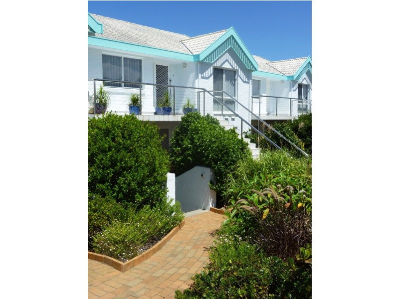 5/18 Surf Circle, Tura Beach NSW 2548