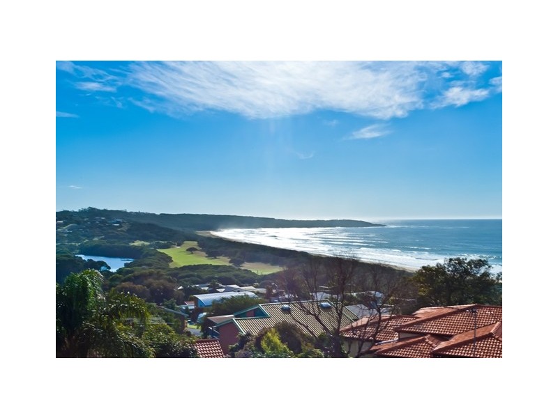 8 Seaview Place, Tura Beach NSW 2548
