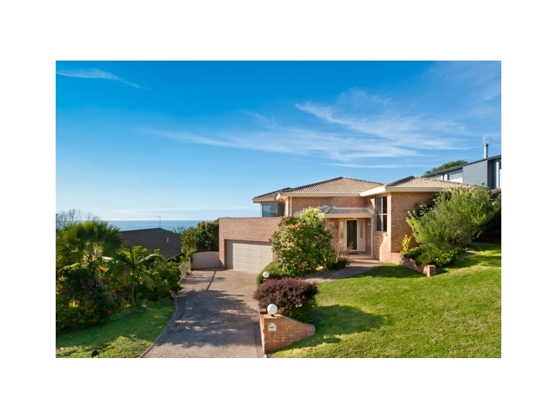 8 Seaview Place, Tura Beach NSW 2548