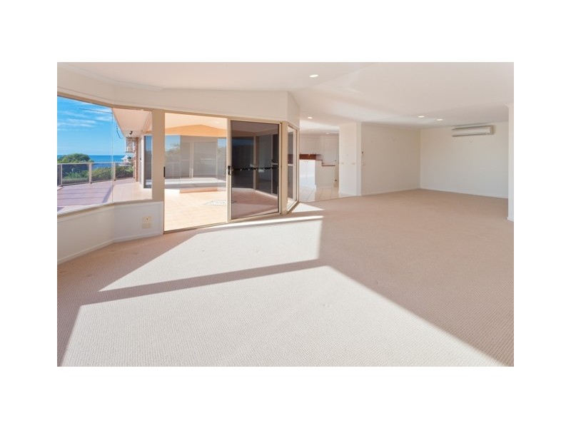 8 Seaview Place, Tura Beach NSW 2548
