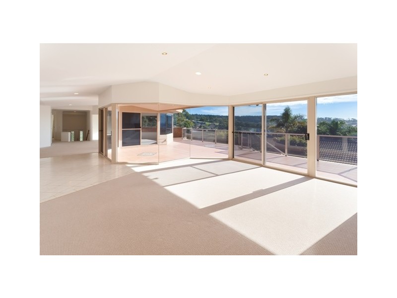 8 Seaview Place, Tura Beach NSW 2548