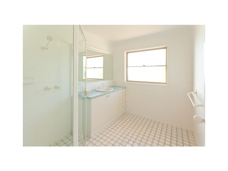 8 Seaview Place, Tura Beach NSW 2548