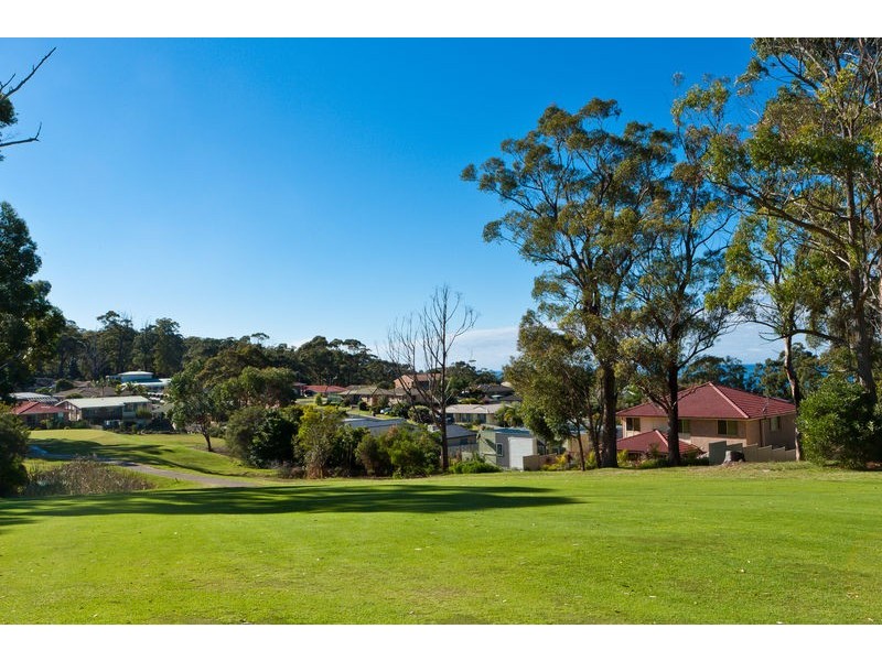 13 The Peninsula, Tura Beach NSW 2548