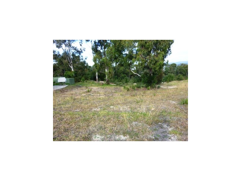 19 The Crest, Merimbula NSW 2548