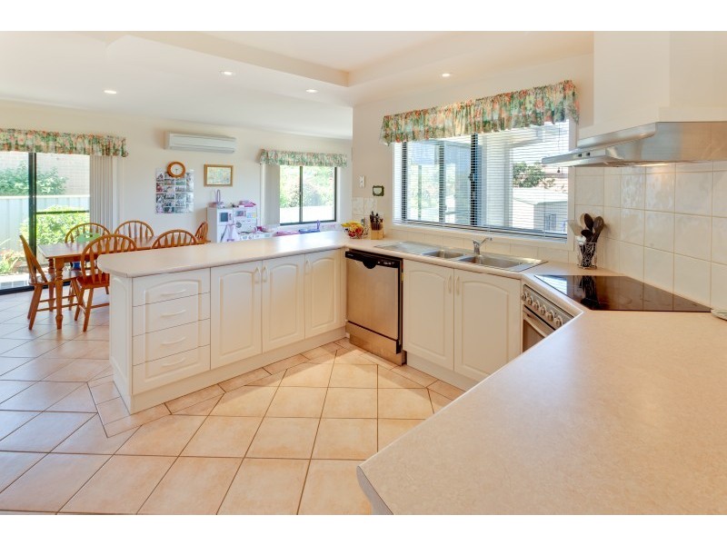 272 Pacific Way, Tura Beach NSW 2548