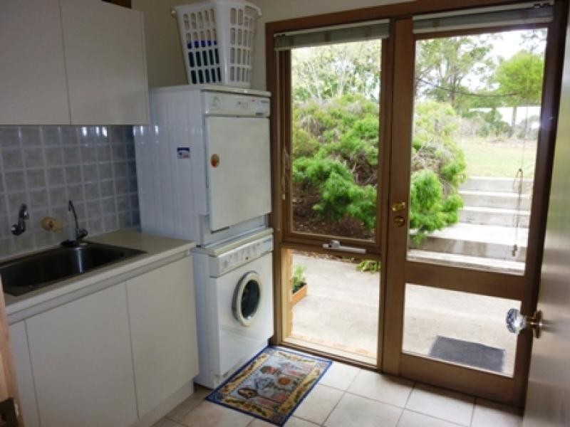 75 Stringybark Place, Millingandi NSW 2549