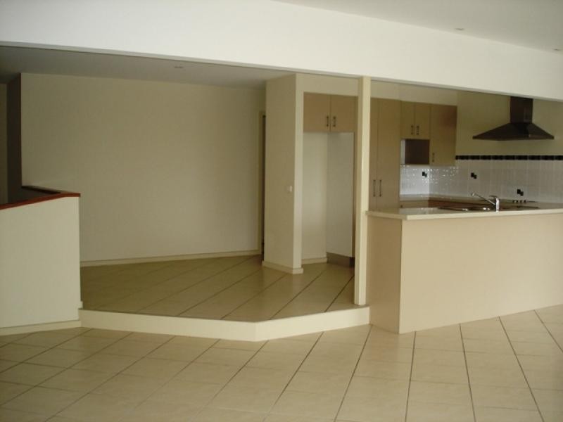 3 2C Surf Circle, Tura Beach NSW 2548