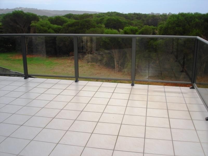3 2C Surf Circle, Tura Beach NSW 2548