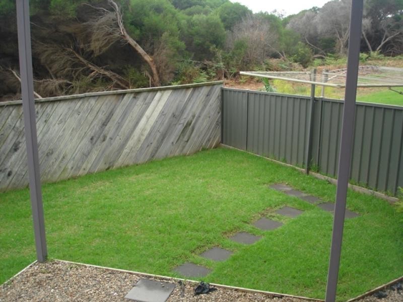 3 2C Surf Circle, Tura Beach NSW 2548