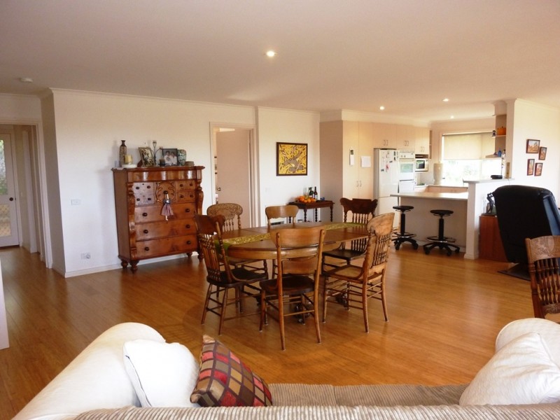 1/13 Telopea Crescent, Tura Beach NSW 2548