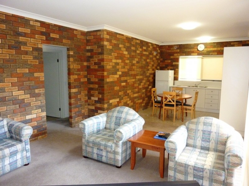 2/5 Calendo Court, Merimbula NSW 2548