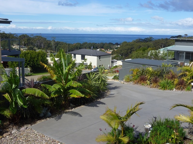 2 Emily Lane, Tura Beach NSW 2548