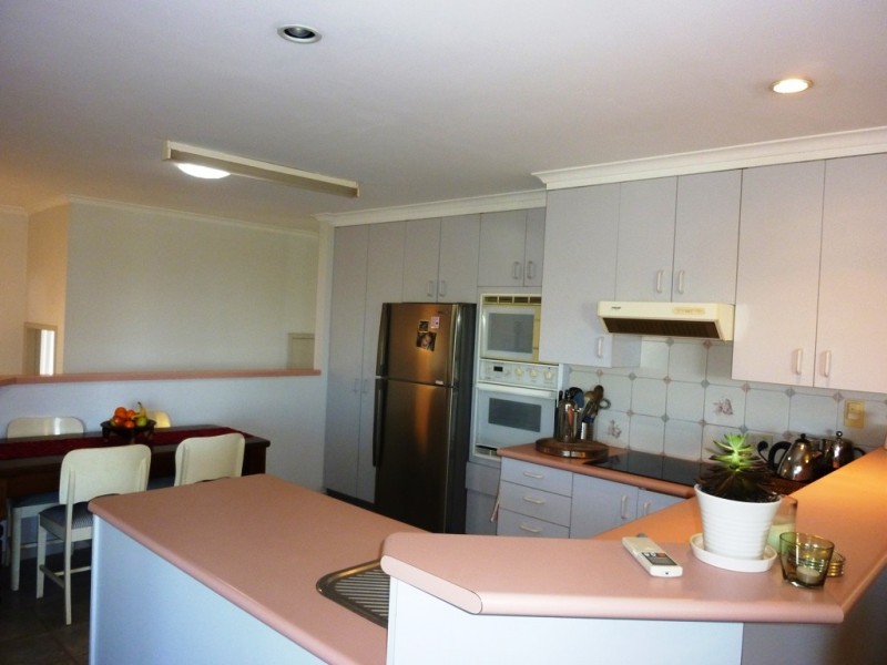 20 Pacific Way, Tura Beach NSW 2548
