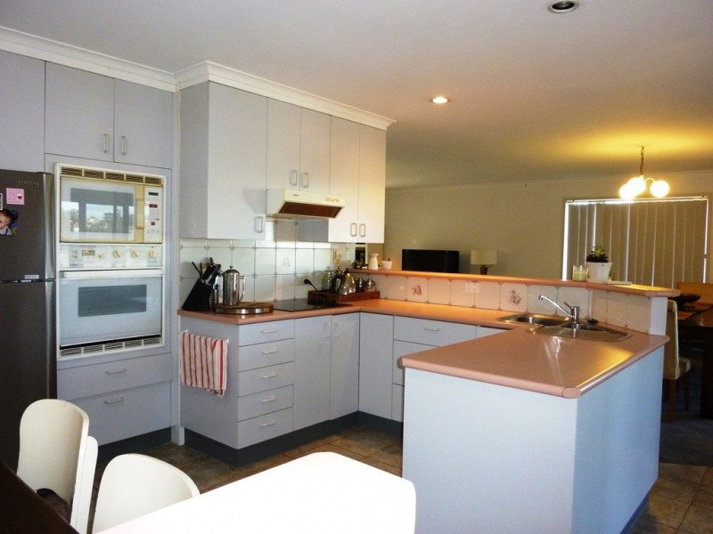 20 Pacific Way, Tura Beach NSW 2548