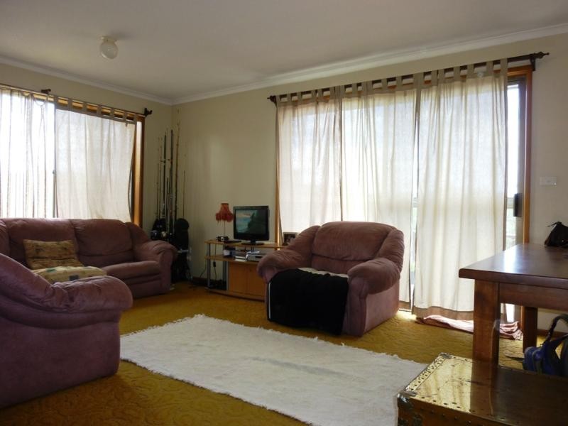 60 Kowara Crescent, Merimbula NSW 2548