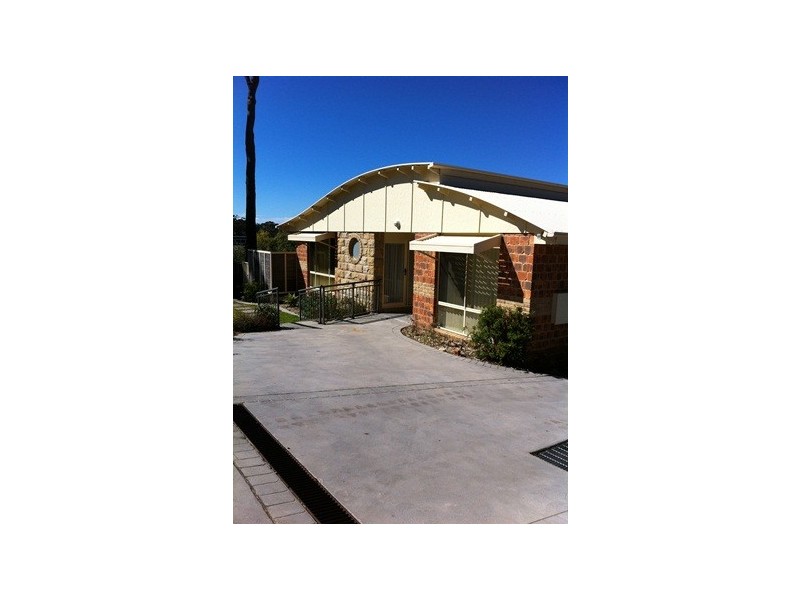 10b Elizabeth Parade, Tura Beach NSW 2548