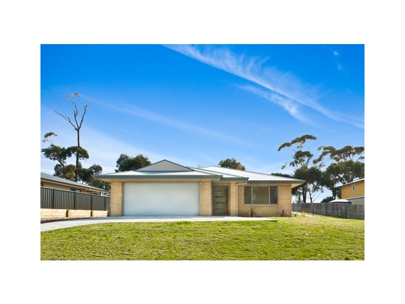 17B Elizabeth Parade, Tura Beach NSW 2548