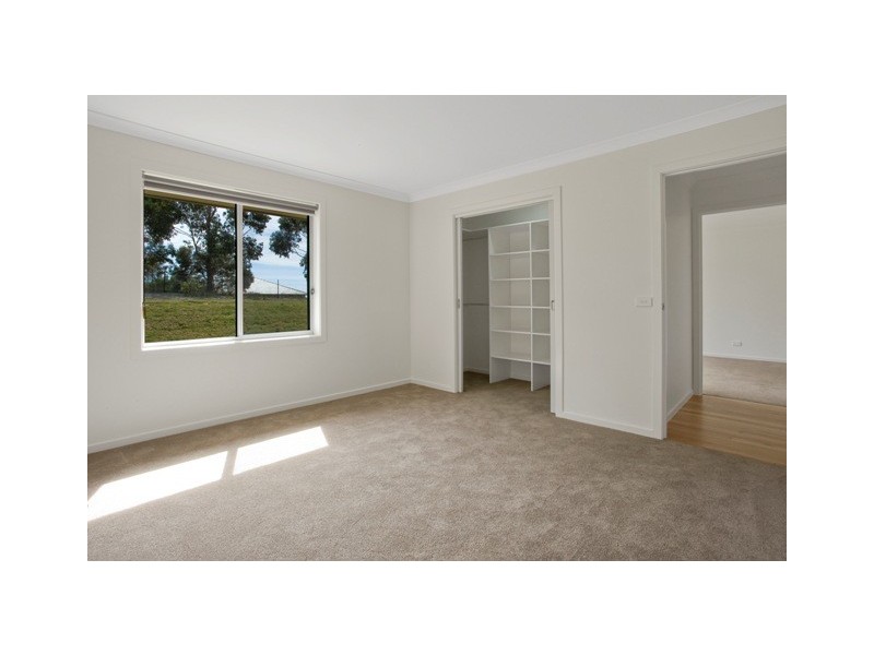 17B Elizabeth Parade, Tura Beach NSW 2548