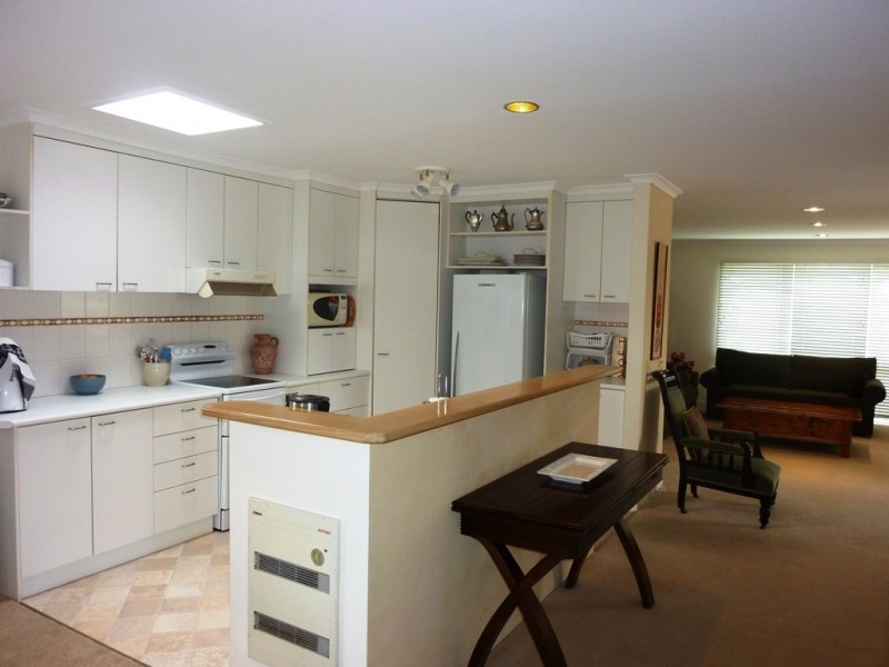 19 Hakea Place, Tura Beach NSW 2548