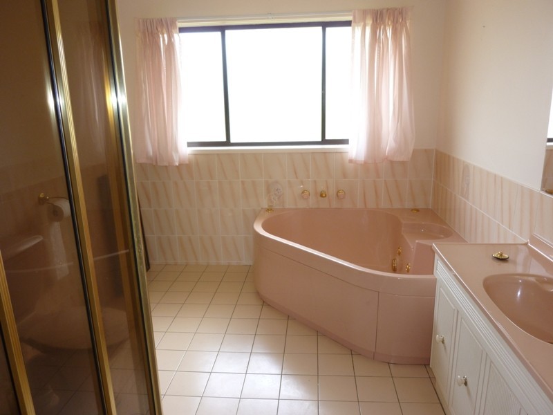 29 Yarrawood Ave, Merimbula NSW 2548