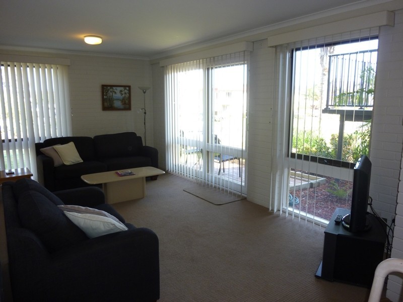 1/9 Calendo Court, Merimbula NSW 2548