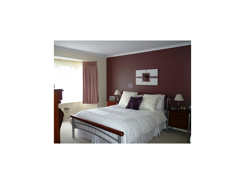 33 Berrambool Drive, Merimbula NSW 2548