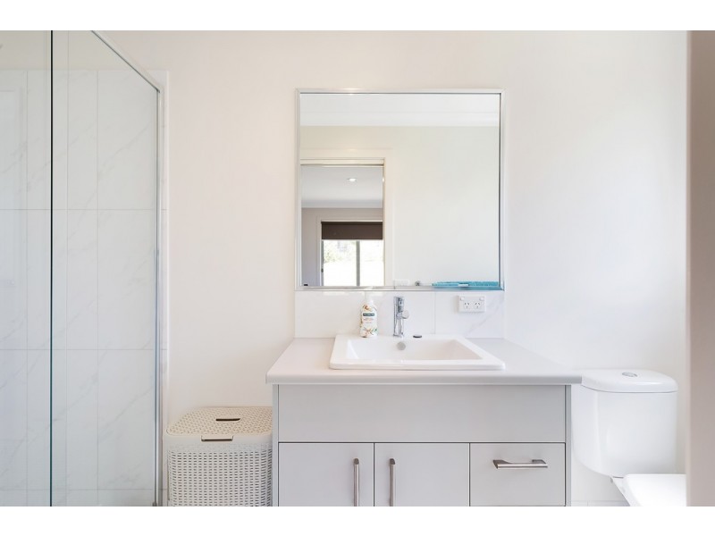 17B ELIZABETH PARADE, Tura Beach NSW 2548
