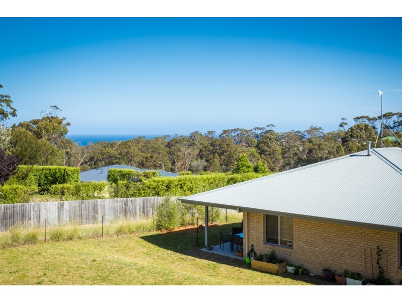 17B ELIZABETH PARADE, Tura Beach NSW 2548