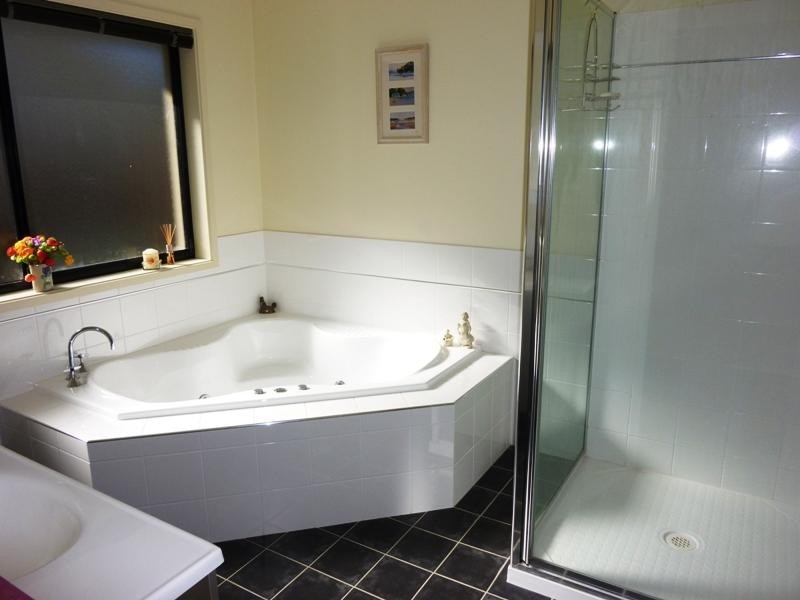 31 Imlay Street, Merimbula NSW 2548