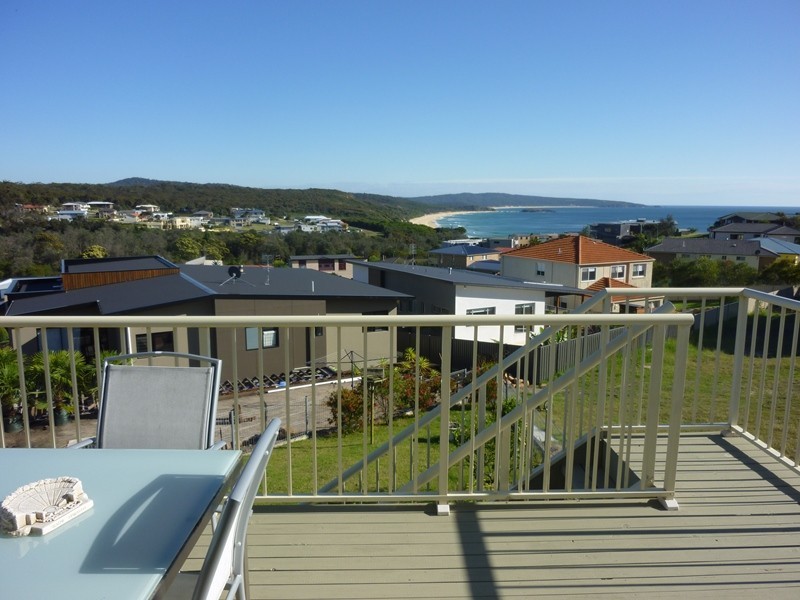 13 Bournda Circuit, Tura Beach NSW 2548