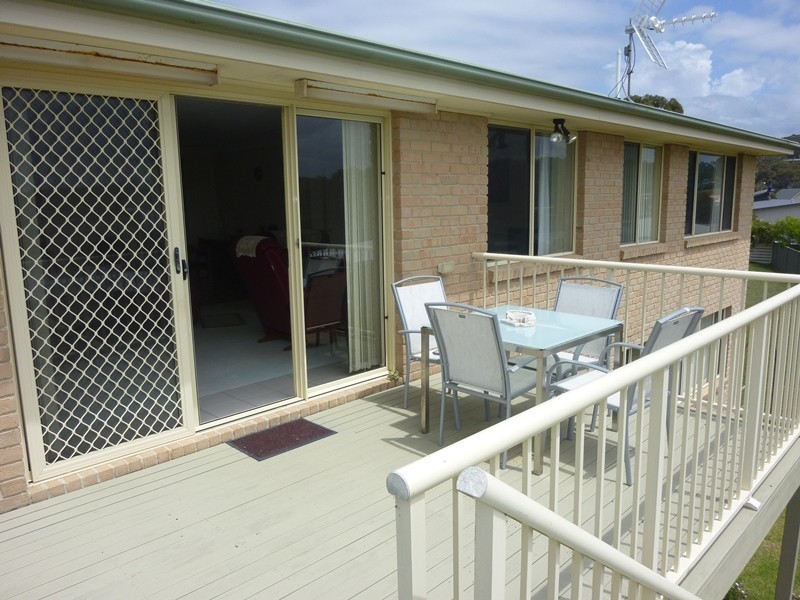 13 Bournda Circuit, Tura Beach NSW 2548