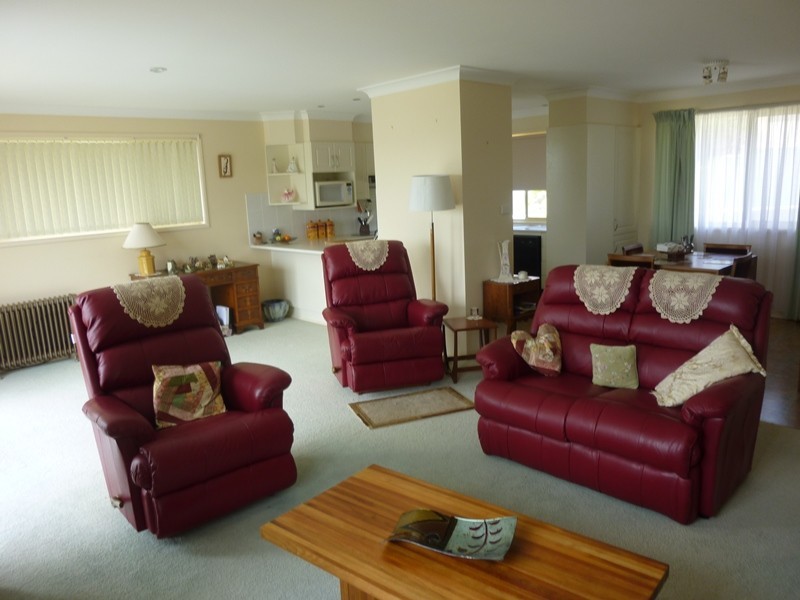 13 Bournda Circuit, Tura Beach NSW 2548