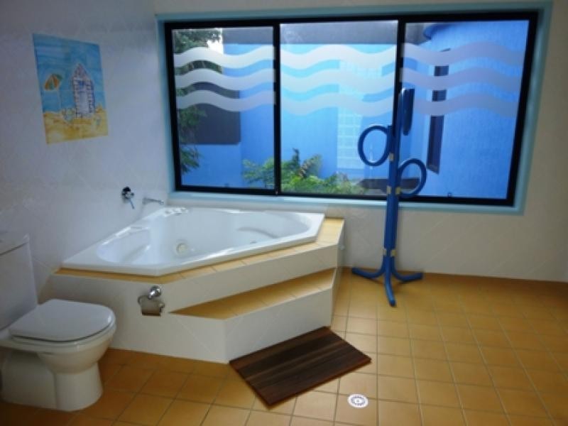 18 Dolphin Cove Drive, Tura Beach NSW 2548