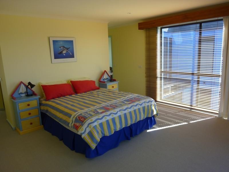 18 Dolphin Cove Drive, Tura Beach NSW 2548