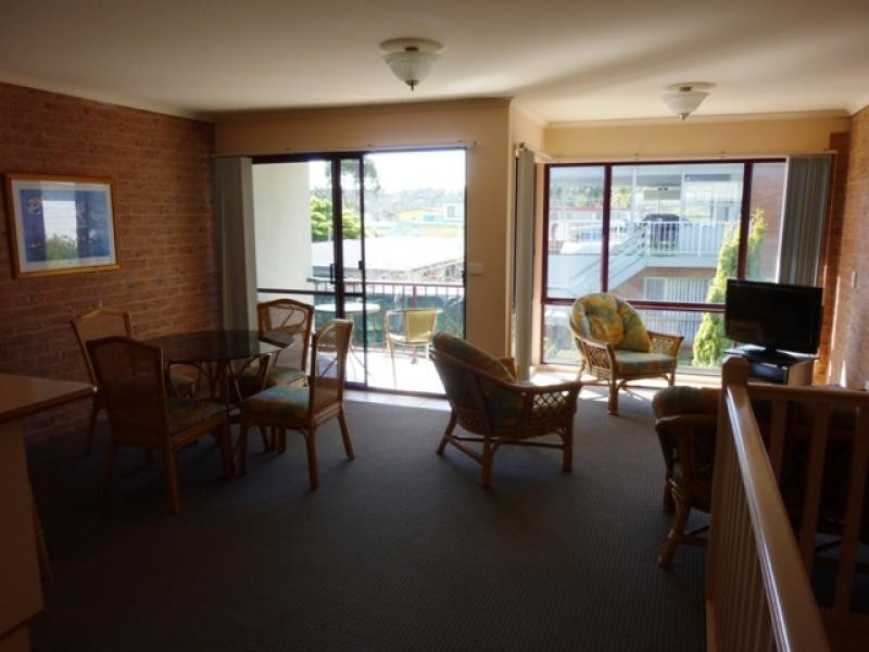 Unit 3/6 Chapman Avenue, Merimbula NSW 2548