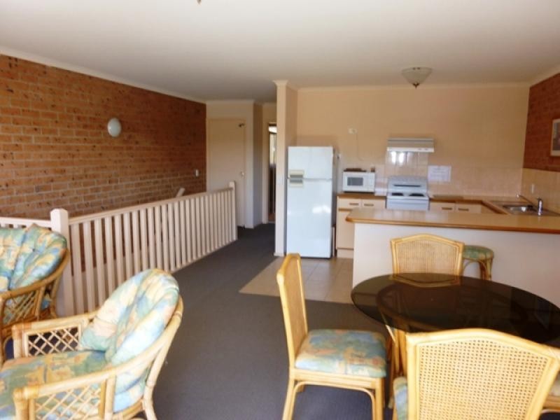 Unit 3/6 Chapman Avenue, Merimbula NSW 2548
