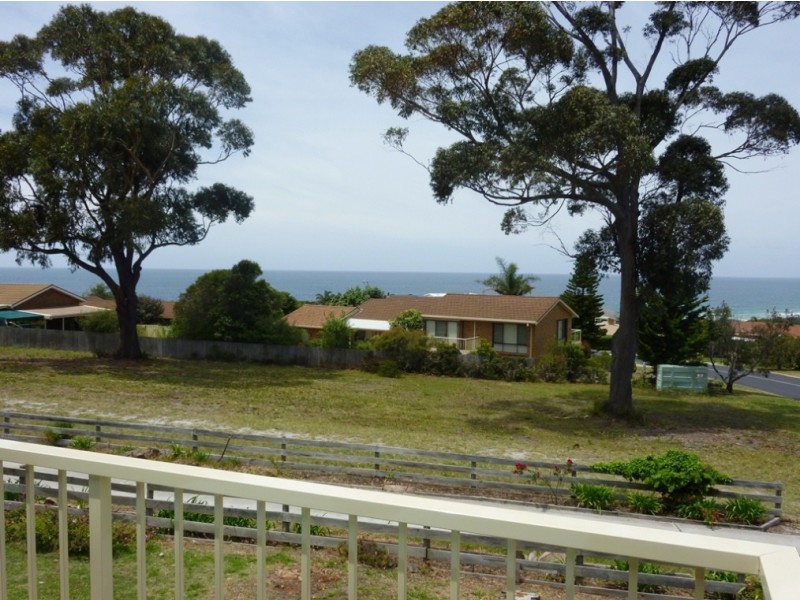 93 Golf Circuit, Tura Beach NSW 2548