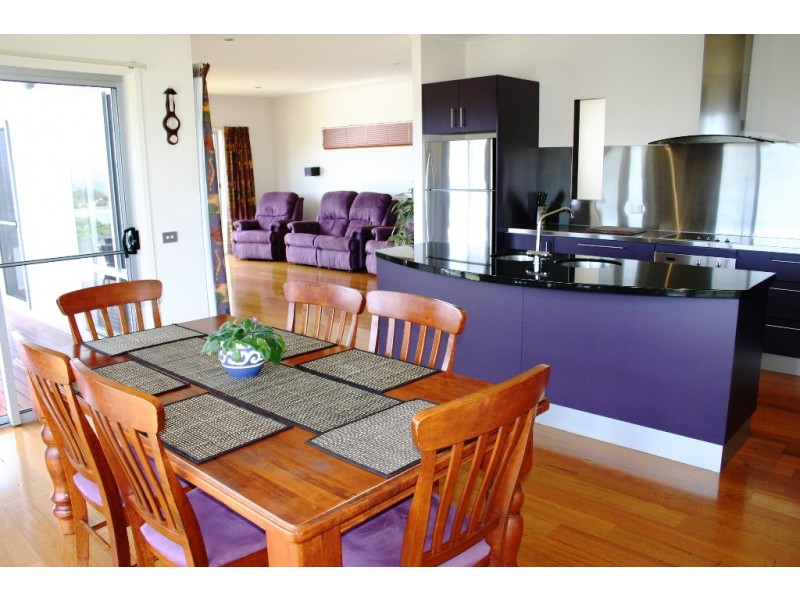 17 Albacore Crescent, Eden NSW 2551